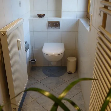 Διαμέρισμα Anna - Ruhig Gelegen, Mitten In Der Natur, Unmittelbar Am Neckarsteig